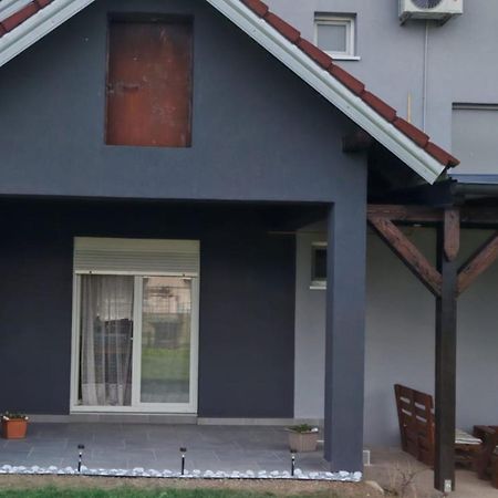 Apartman TEA Gradiste Bagian luar foto